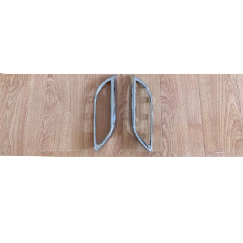 Front bumper fog light frame light strip.