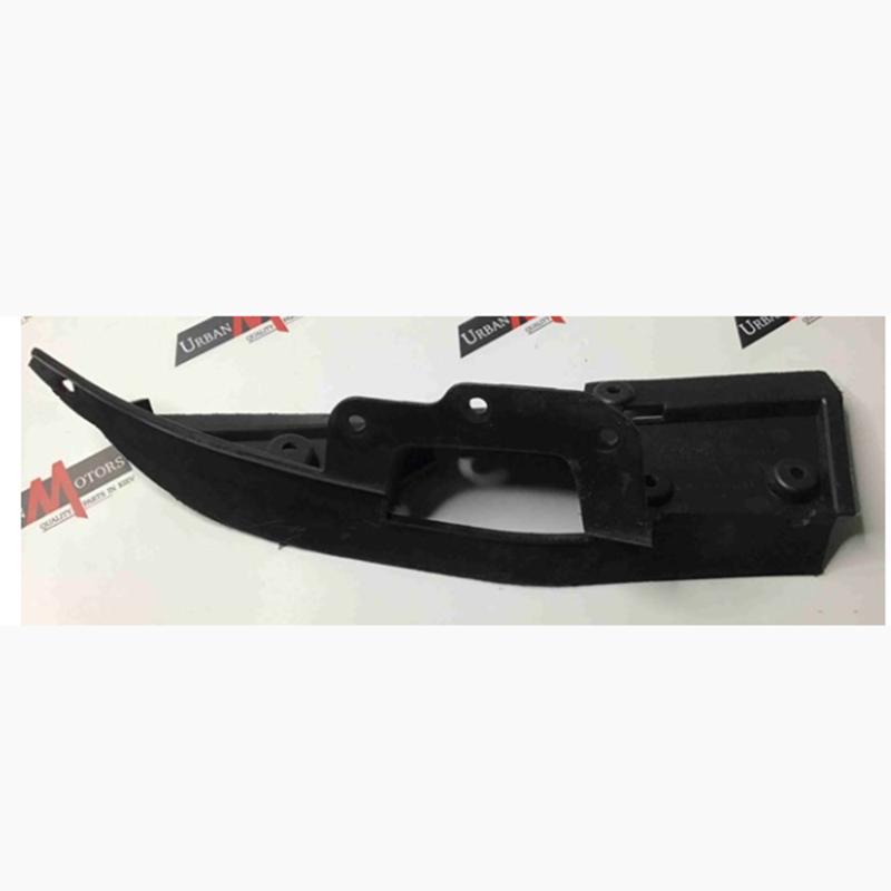 Front bumper lower deflector