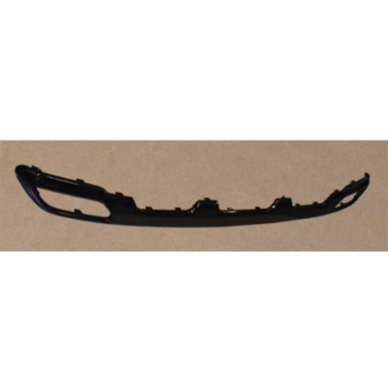 Rear bumper trim panel
