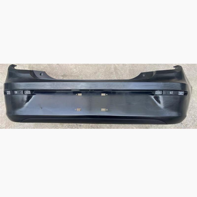 Rear bumper (with mounting bracket included).
