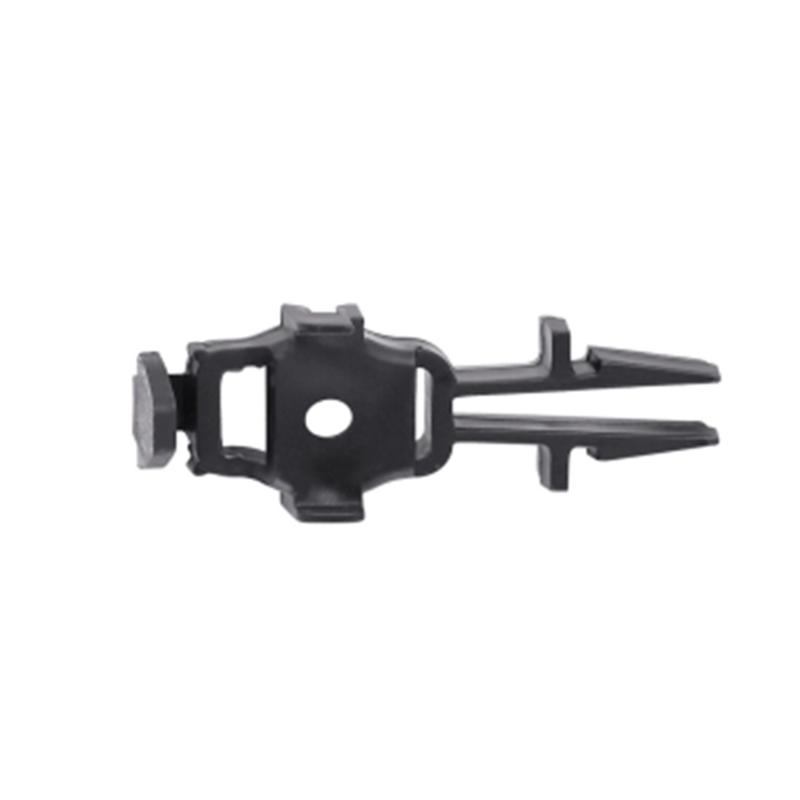 Upper deflector retainer