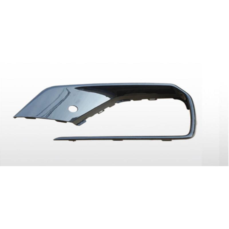 Front bumper trim piece.