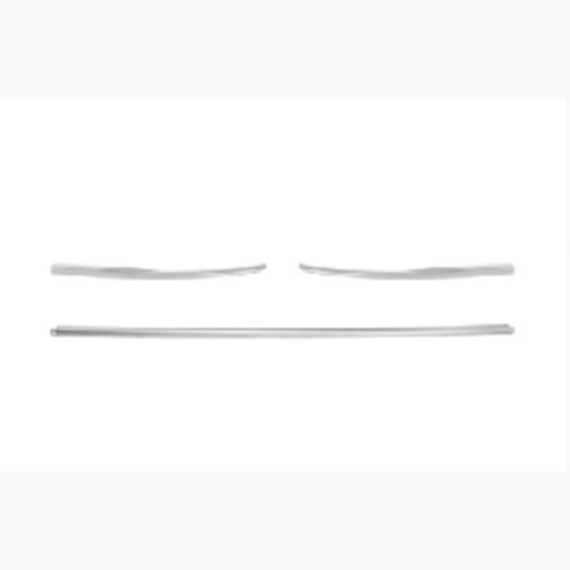 Front bumper lower molding