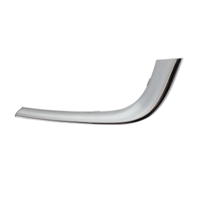 Front bumper finish moulding(Chromed)