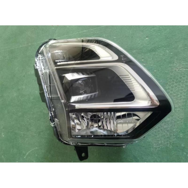 Headlights – High-end configuration (without fog lights).