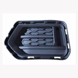 Front Fog Lamp Decorative Plate (Low Variant)