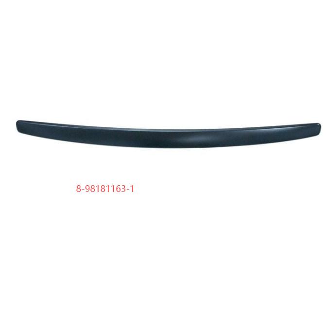 HOOD TRIM STRIP