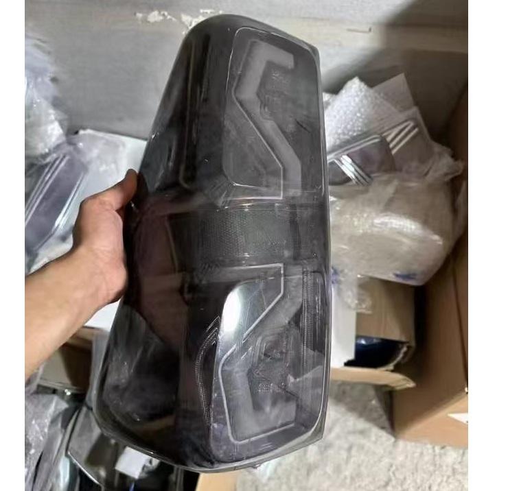 TAIL LAMP LH/RH