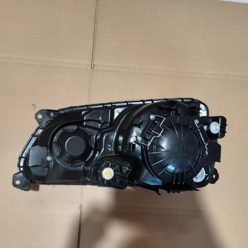 HEAD LAMP MANU LH/RH - 81119-E0022/81150-E0022 - 4